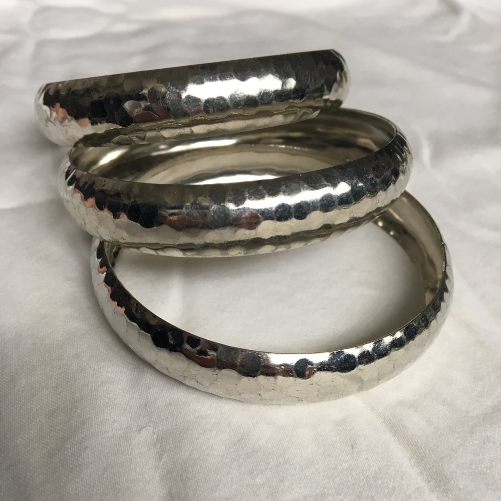 Set of 3 silver bangle bracelets